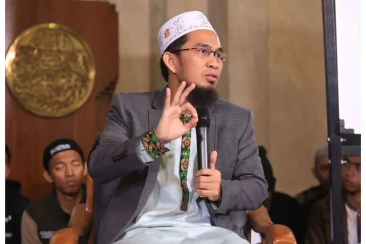 Ustaz Adi Hidayat Calon Pengganti Gus Miftah Sebagai Utusan Khusus Presiden