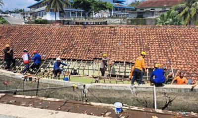 Tembok Kolam Ambrol di Ponpes Gontor Magelang