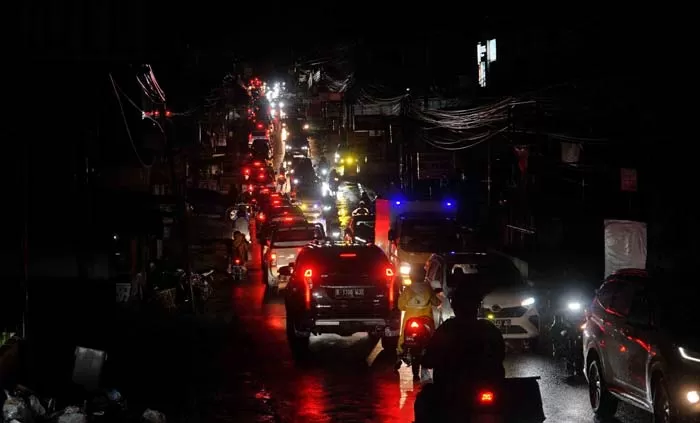 Bali Mati Lampu Hingga 12 Jam
