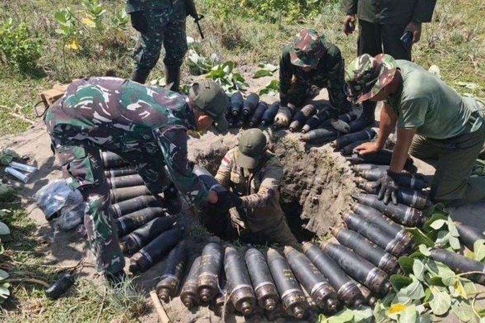 Ledakan Amunisi TNI di Garut Tewaskan 13 Orang - Kemajuan Rakyat Ledakan Amunisi TNI di Garut Tewaskan 13 Orang
