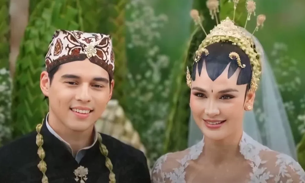 Luna Maya Menikah Dengan Maxime Bouttier di Bali