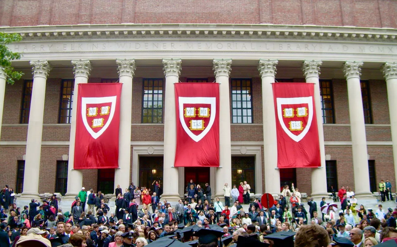 Mahasiswa RI di Harvard, 87 Orang Terancam Kebijakan Trump - Kemajuan Rakyat Mahasiswa RI di Harvard, 87 Orang Terancam Kebijakan Trump