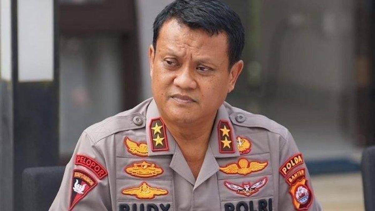 Komjen Pol Rudy Heriyanto Adi Nugroho - Kemajuan Rakyat Komjen Pol Rudy Heriyanto Adi Nugroho