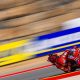Marc Marquez menikung tajam dengan Ducati GP25 di MotoGP Aragón 2025.